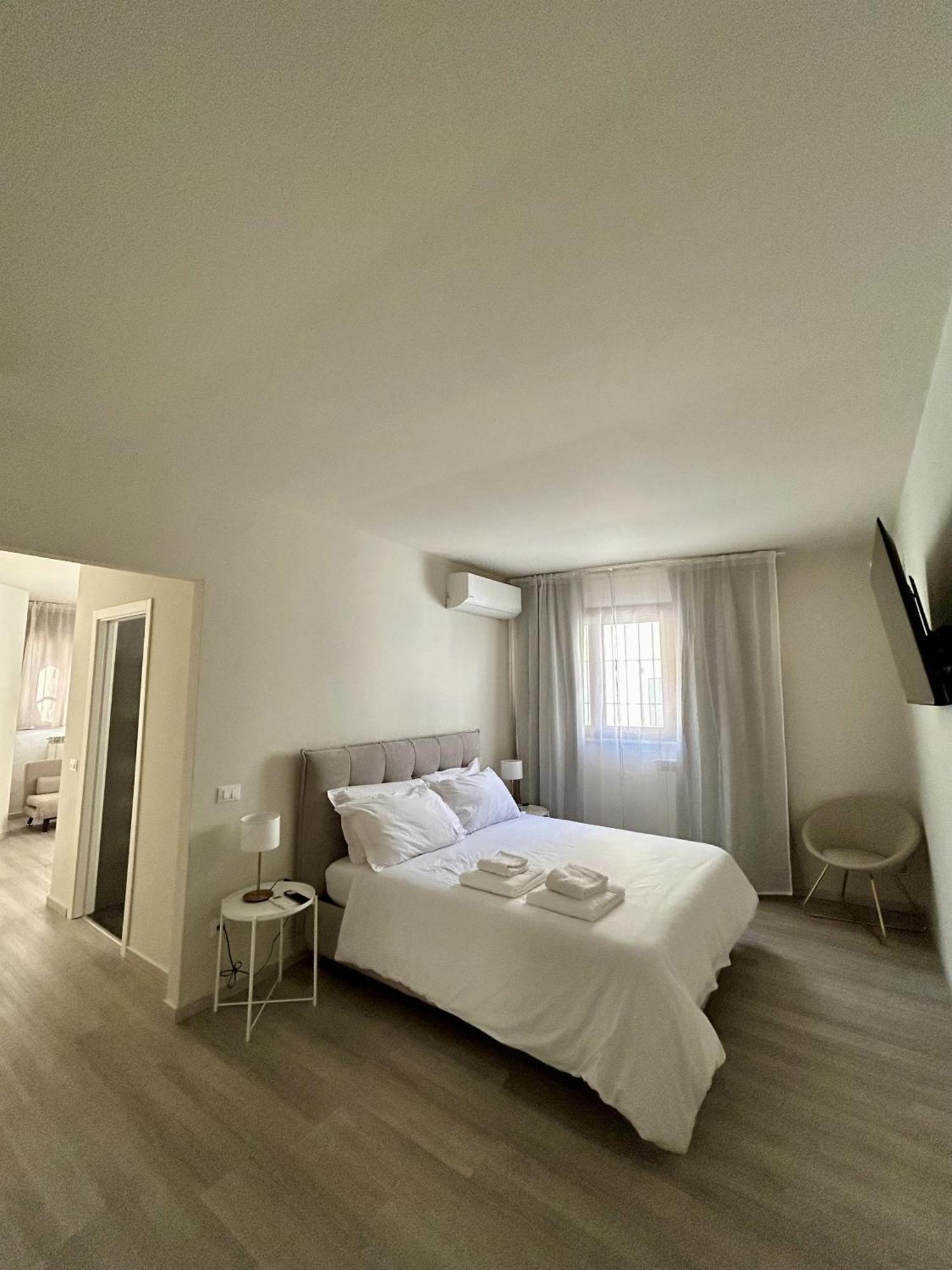 7Suites Empoli Bagian luar foto