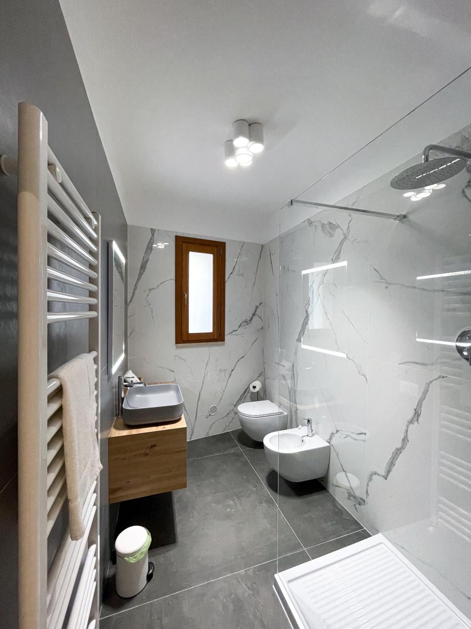7Suites Empoli Bagian luar foto